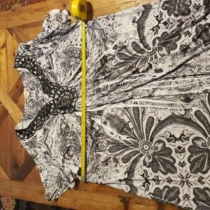 Women World Unity dress Open shoulders size 2x